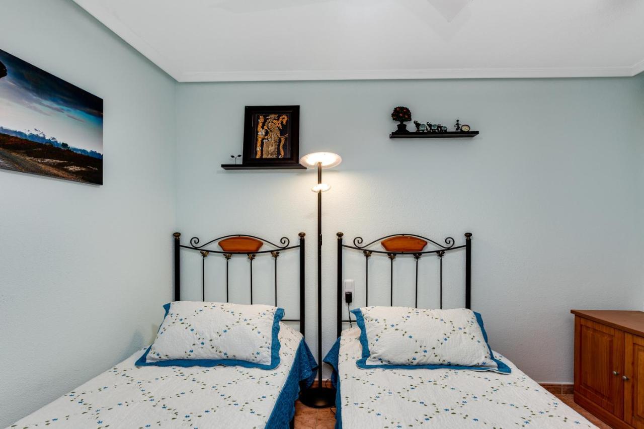 Apartaments Amalia On The Beach Torrevieja Exteriér fotografie