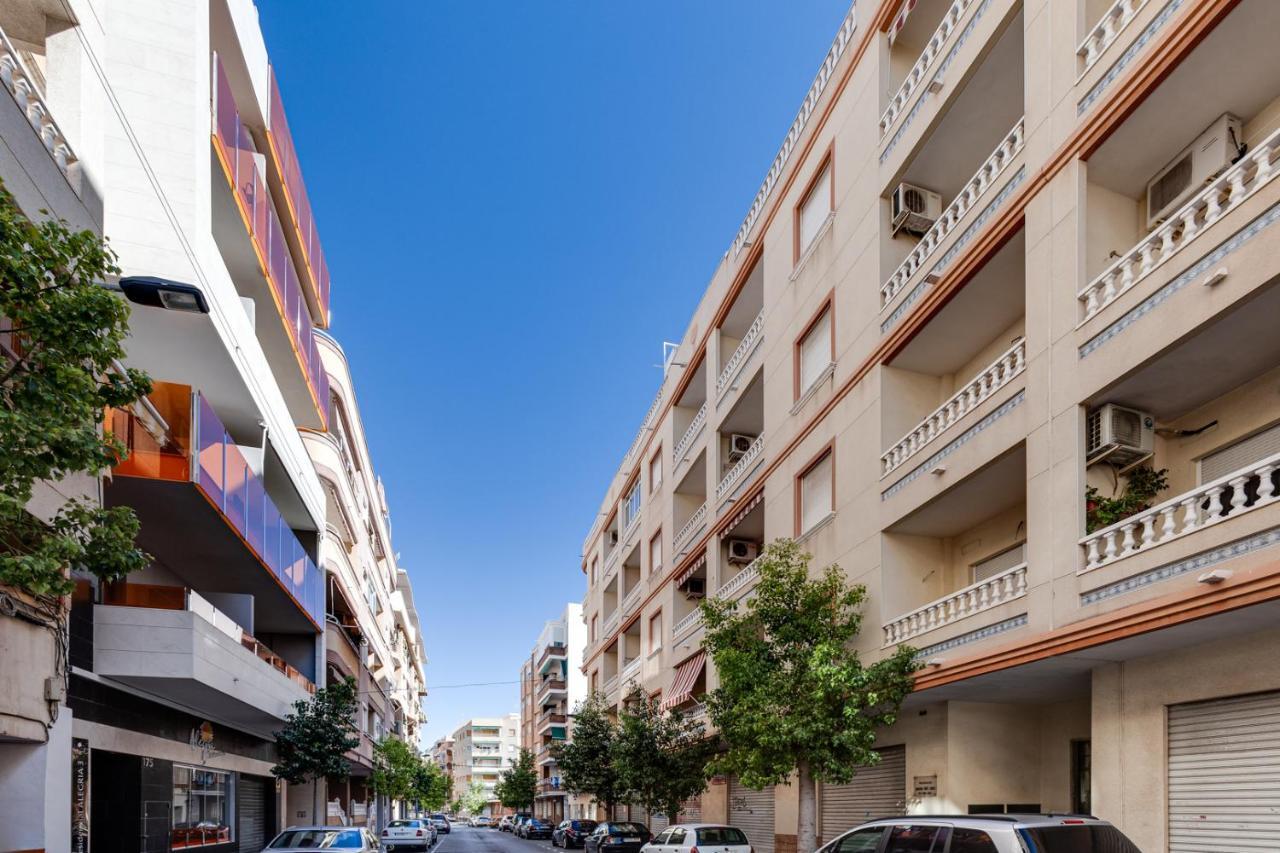 Apartaments Amalia On The Beach Torrevieja Exteriér fotografie