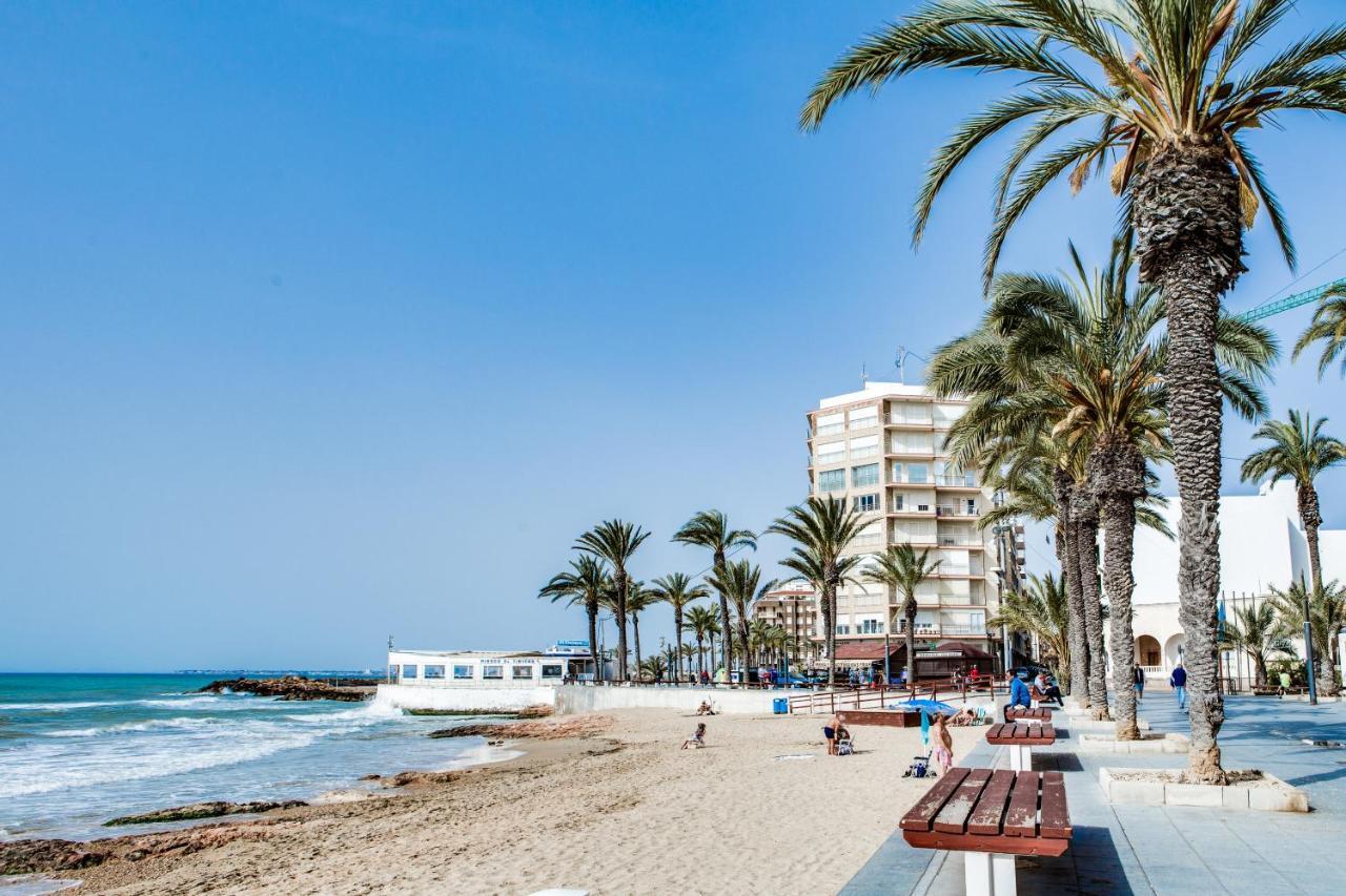 Apartaments Amalia On The Beach Torrevieja Exteriér fotografie